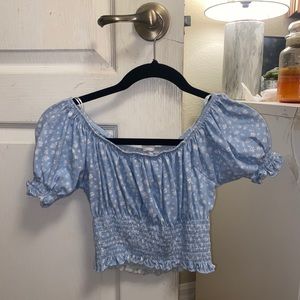 blue floral top semi cropped